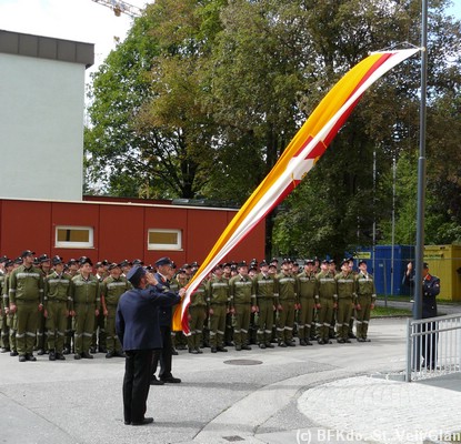 FF-Grundkurs_05 [Flaggenparade].JPG