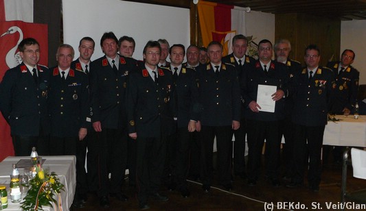 001_Prsidium des Bezirksfeuerwehrtages 2010.JPG