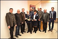 Ehrennadel_NISZL.JPG